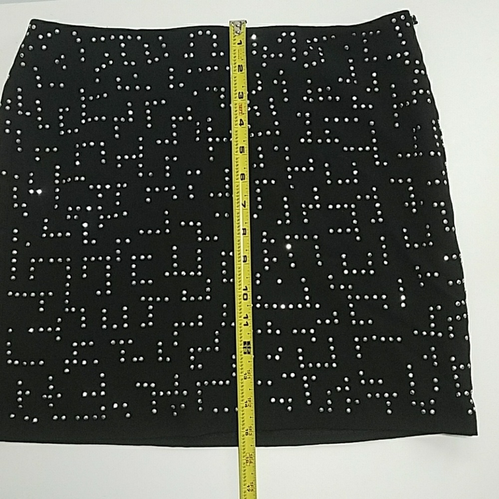 GAP Studded Black Mini Skirt side zip size 2 - Picture 5 of 7
